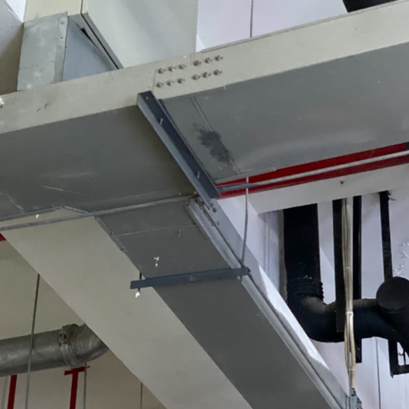 Moslashtirilgan devorga o'rnatiladigan kabel tray