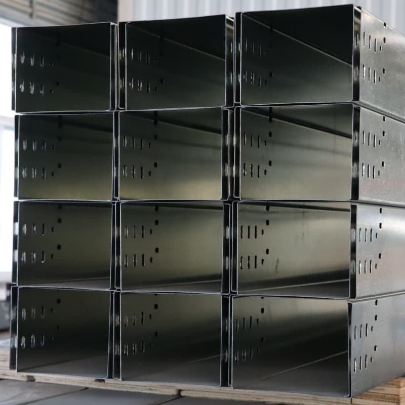 Ulgurji tirqishli simi tokchalari