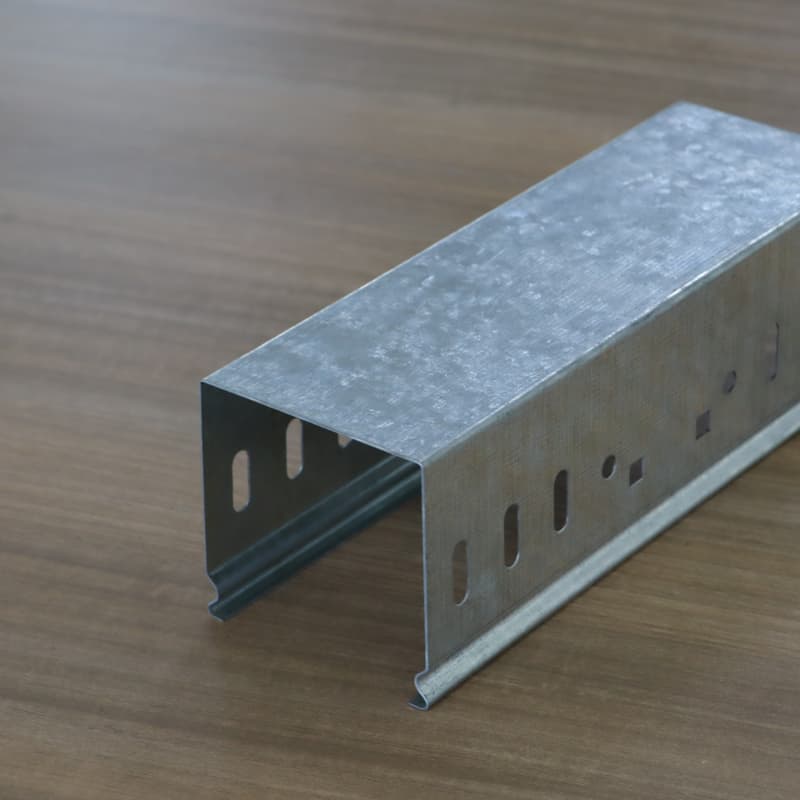 Xarid qilish o'z-o'zidan qulflanadigan simi tagliklari