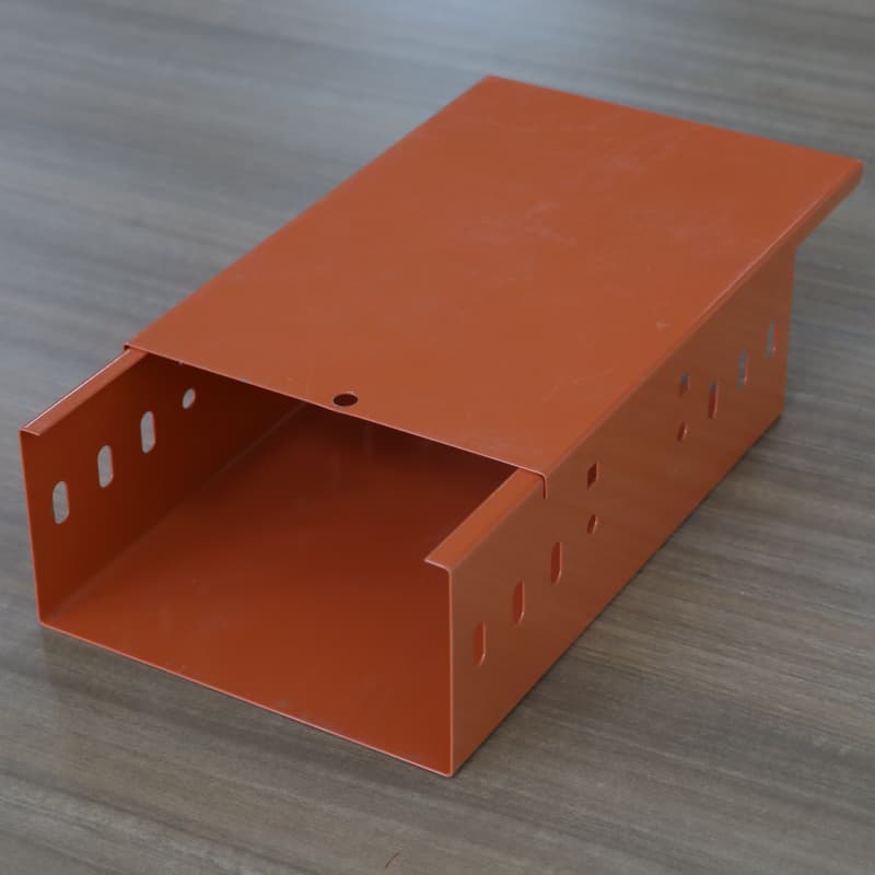 Olovga chidamsiz simi teshigi