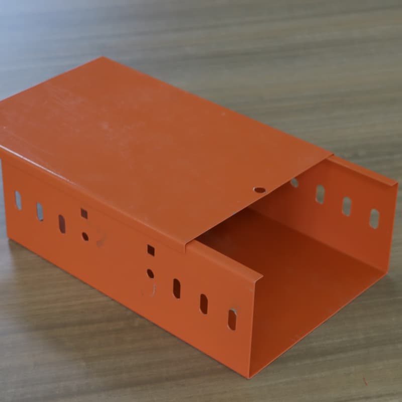 Olovga chidamsiz simi teshigi