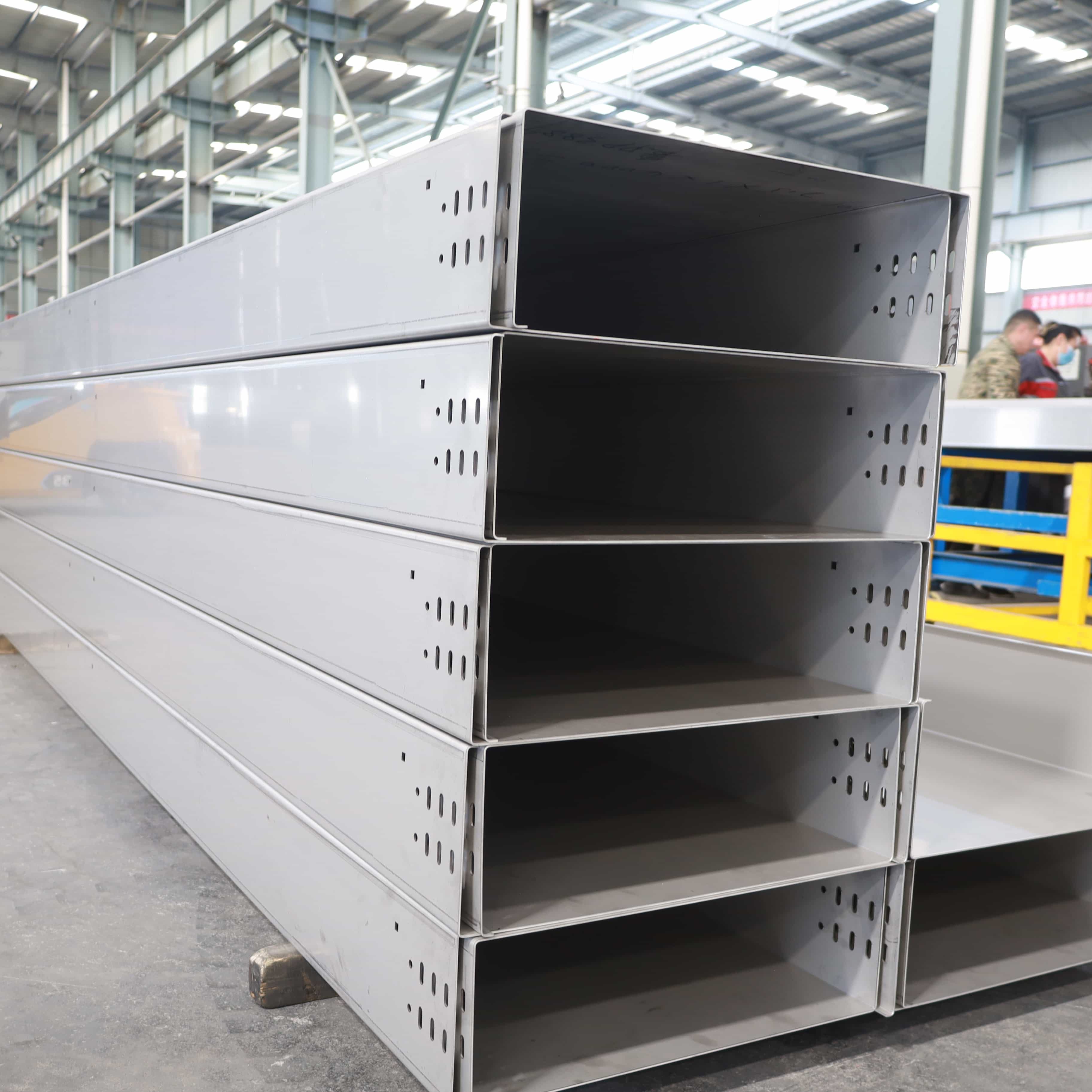 Zanglamaydigan po'latdan yasalgan simi tagligi