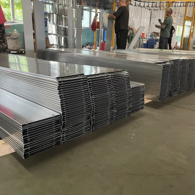 Oldindan galvanizli kabel tray