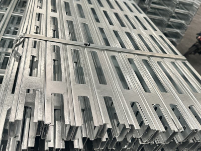 Bosqichli simi tepsisi