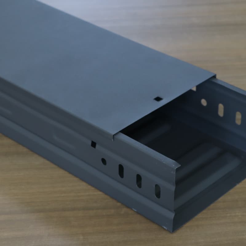 Gofrirovka qilingan ko'prik ramkasi